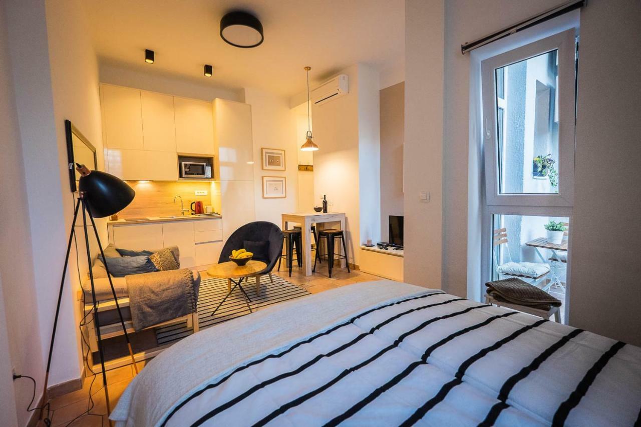 Caelestis Rustic Studio Apartman Zágráb Kültér fotó